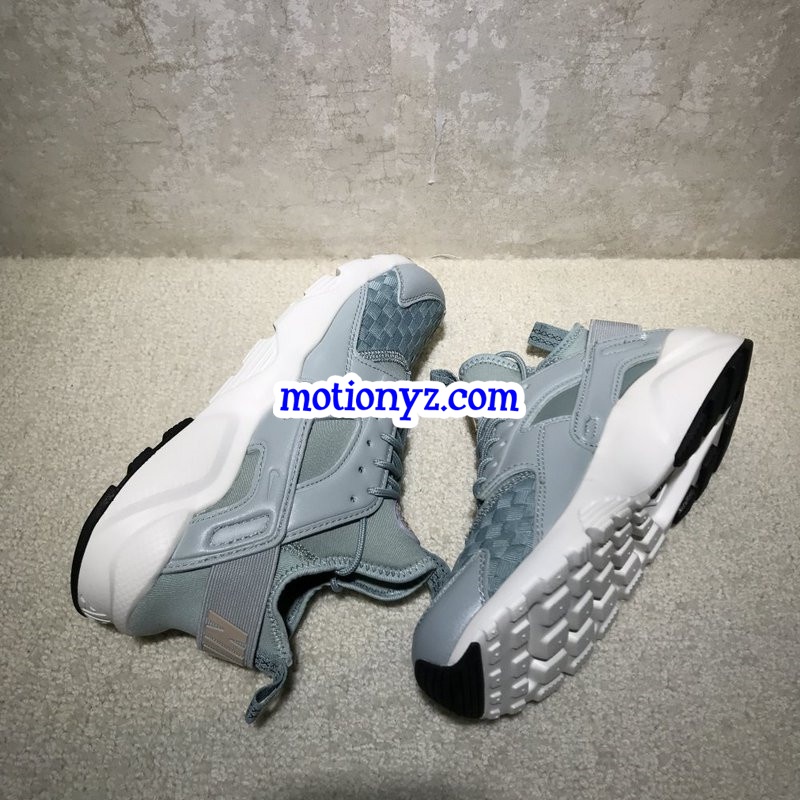 Nike Air Huarache Light Blue